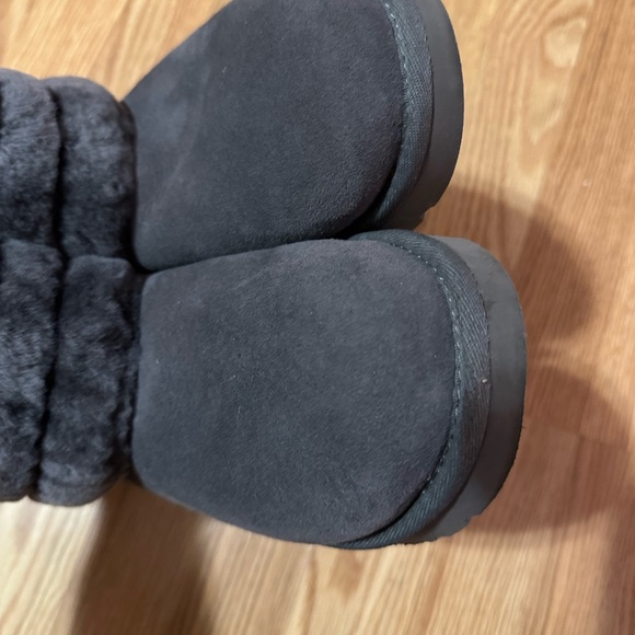 UGG Charcoal Fur-Lined Boots - Picture 5 of 12
